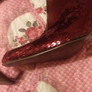 Boots Shiny shiny shiny